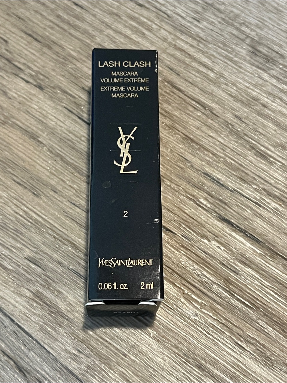Yves Saint Laurent Lash Clash Mascara — Black